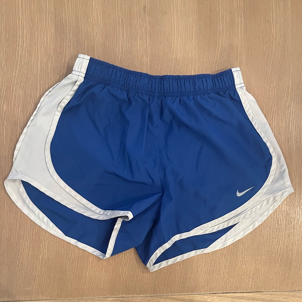 Women’s Nike Tempo Shorts